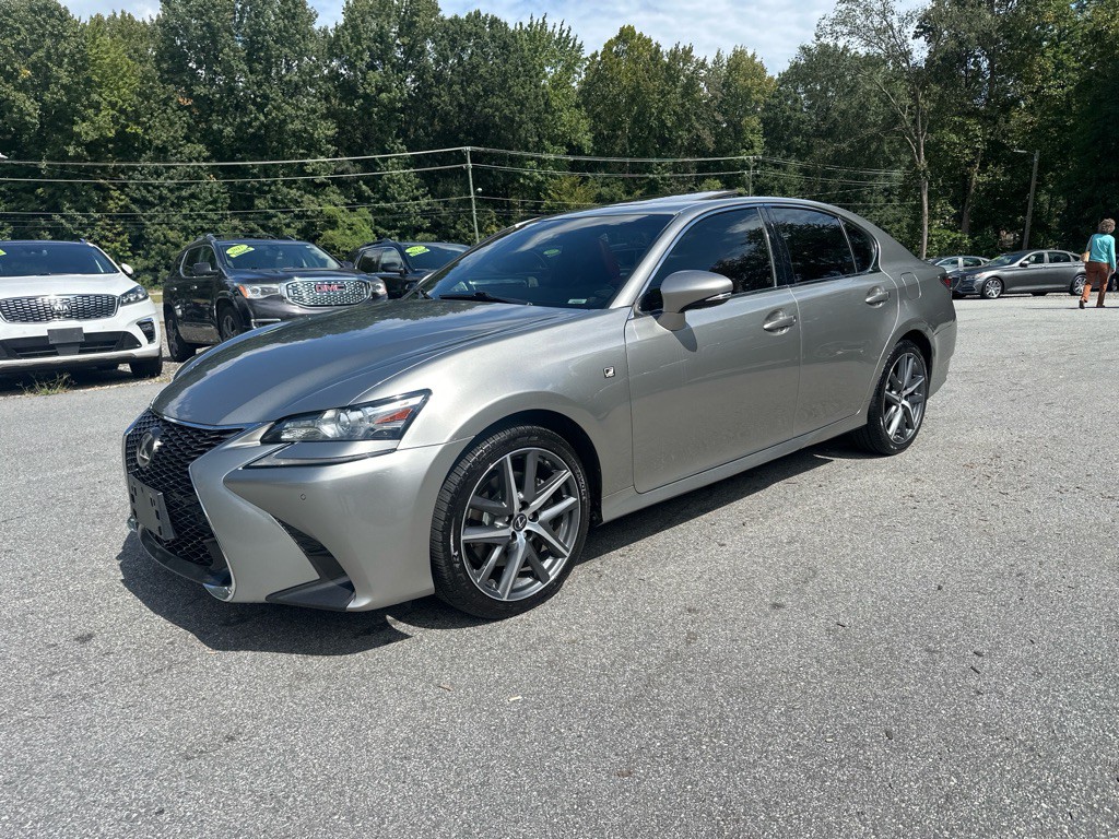 2017 Lexus GS Image 2