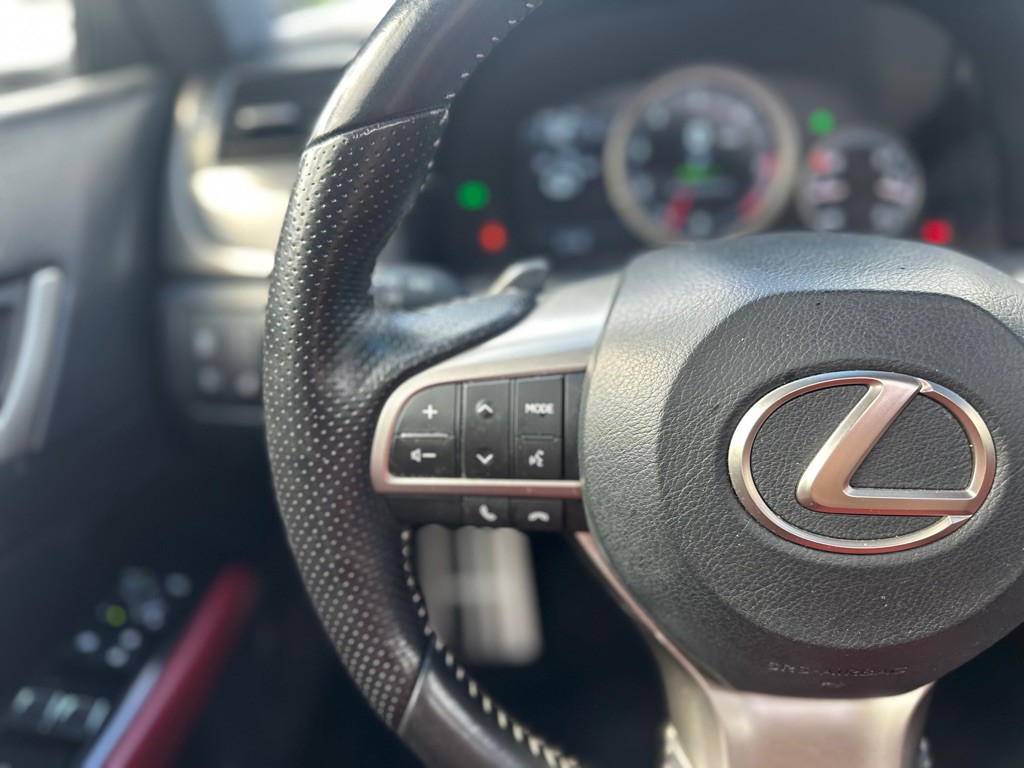 2017 Lexus GS Image 29