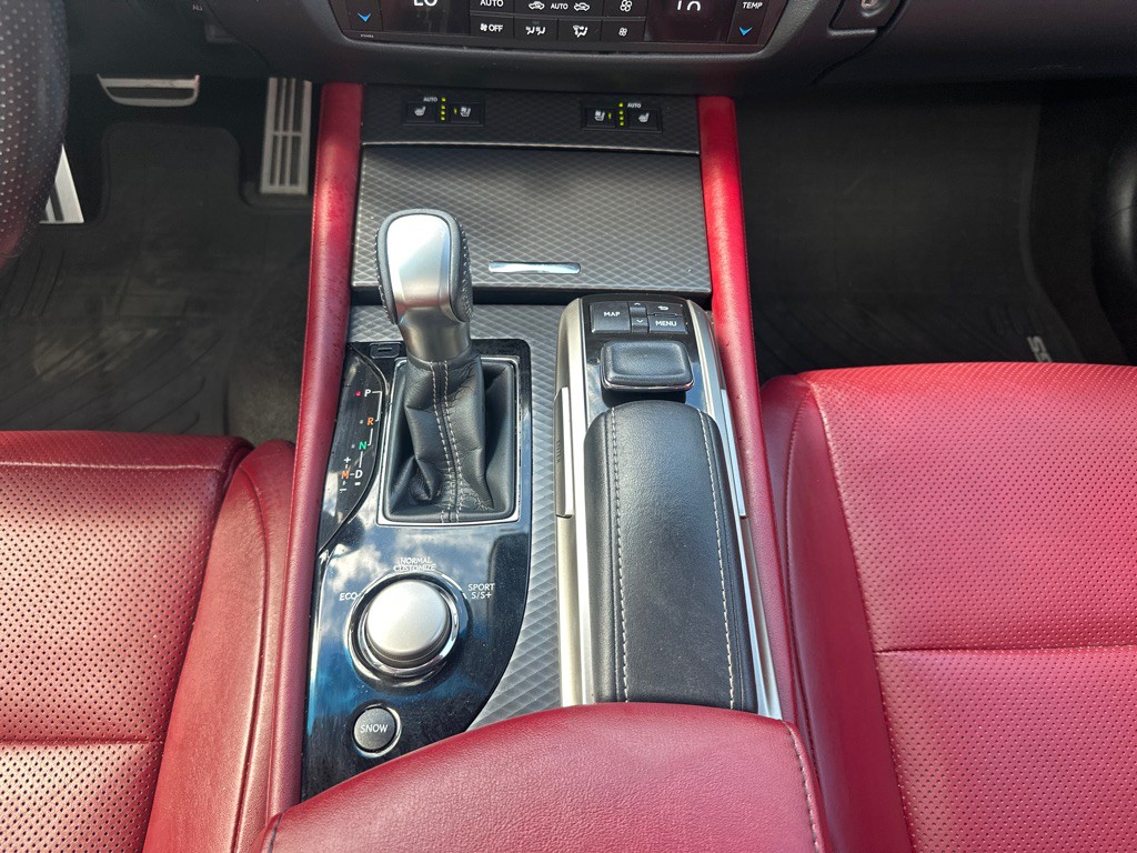 2017 Lexus GS Image 34