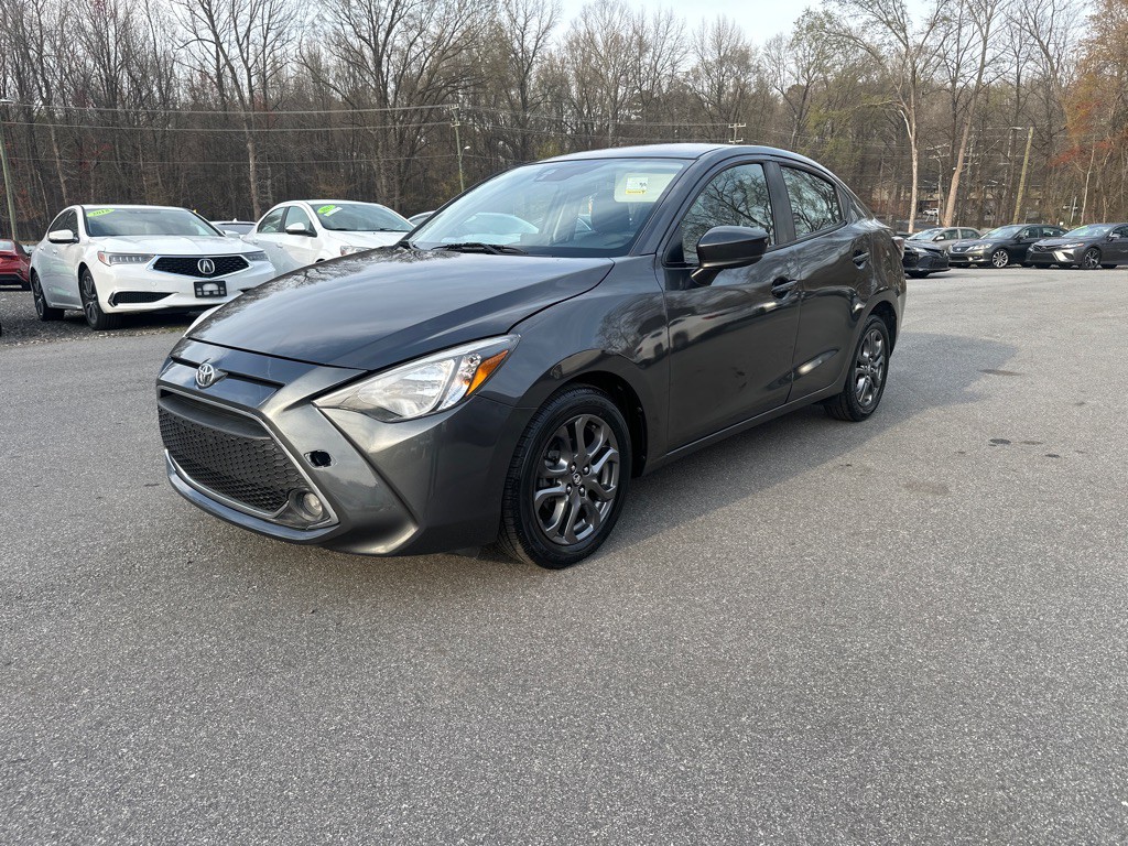 2019 Toyota Yaris Image 2