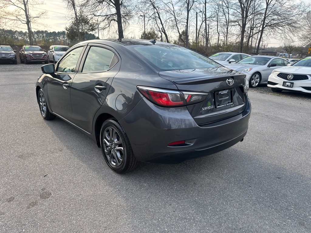 2019 Toyota Yaris Image 4