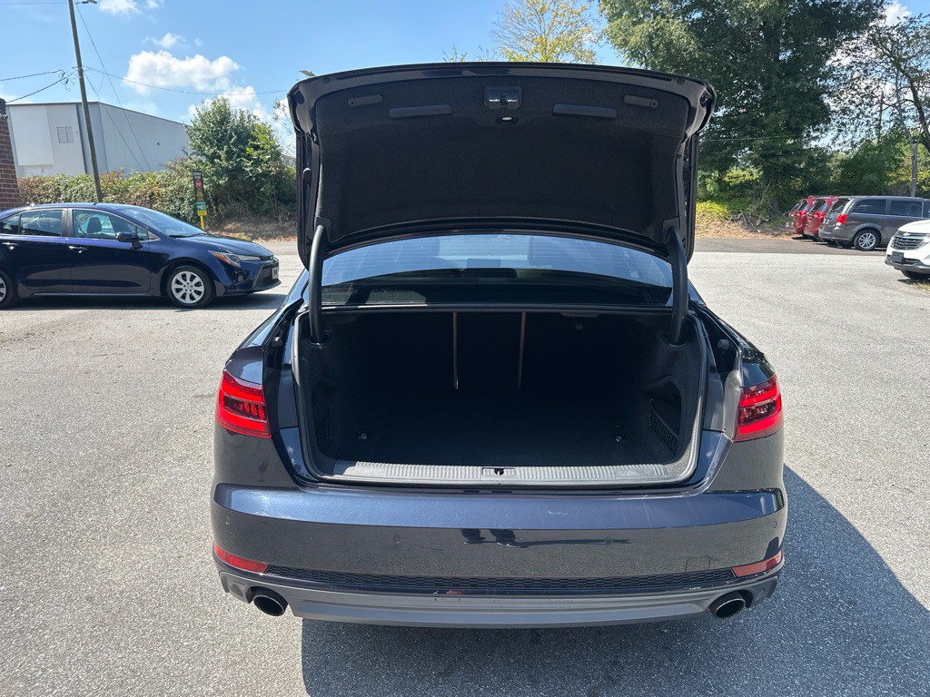 2018 Audi A4 Image 41