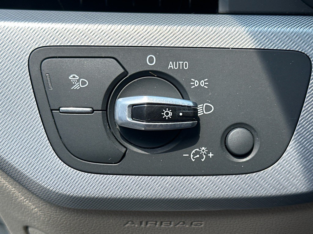 2018 Audi A4 Image 54