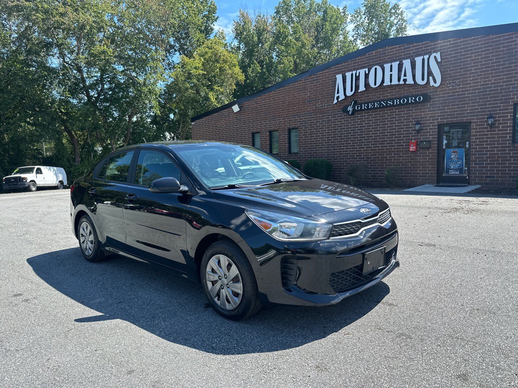 2020 Kia Rio Image 1