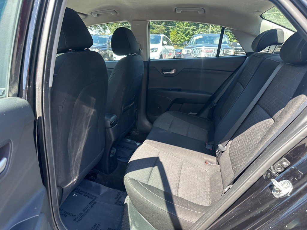2020 Kia Rio Image 12