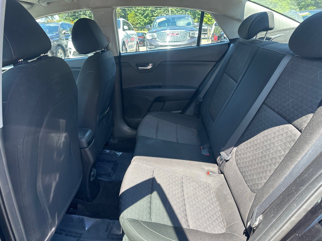 2020 Kia Rio Image 13