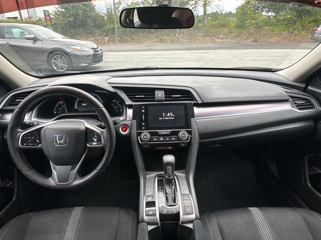 2017 Honda Civic Image 9