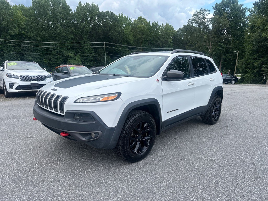2016 Jeep Cherokee Image 2