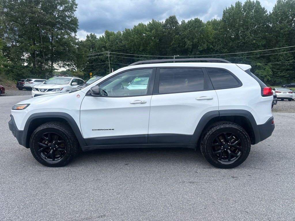 2016 Jeep Cherokee Image 4