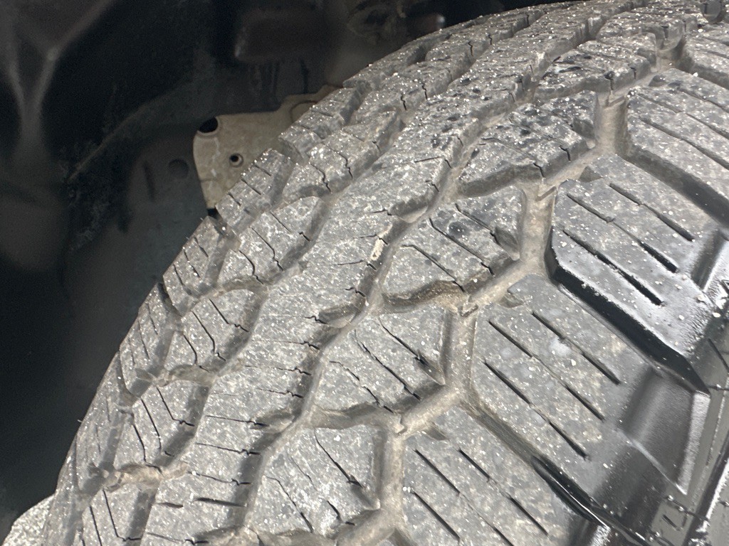 2016 Jeep Cherokee Image 35