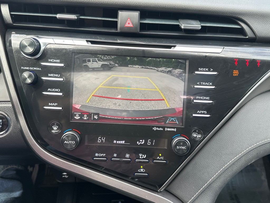 2019 Toyota Camry Image 34