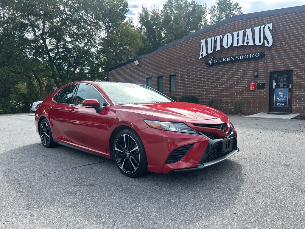 2019 Toyota Camry Image 1