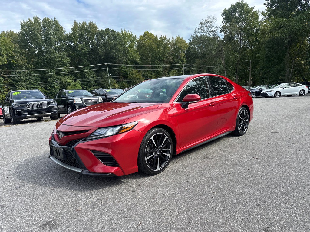 2019 Toyota Camry Image 2