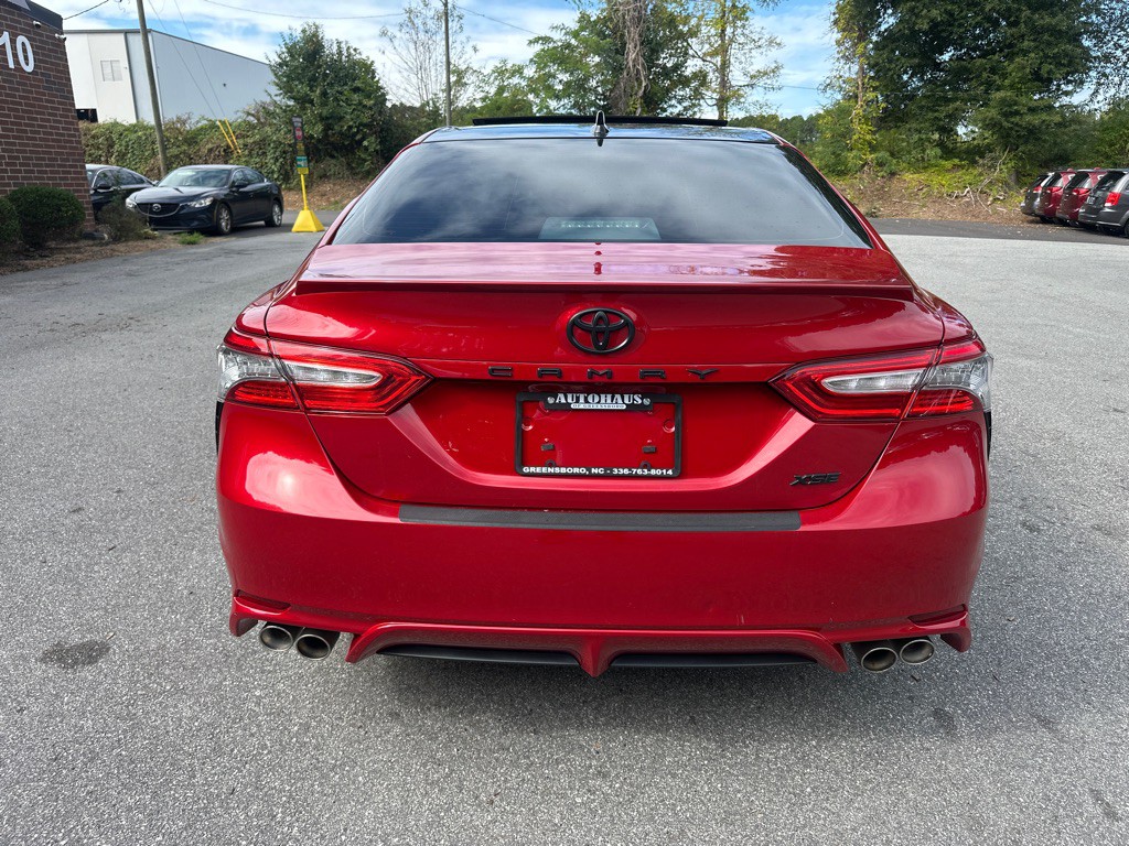 2019 Toyota Camry Image 6