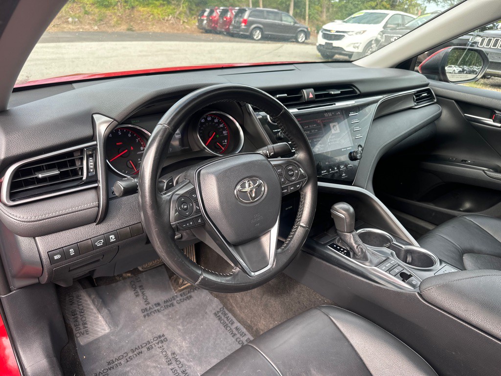 2019 Toyota Camry Image 12