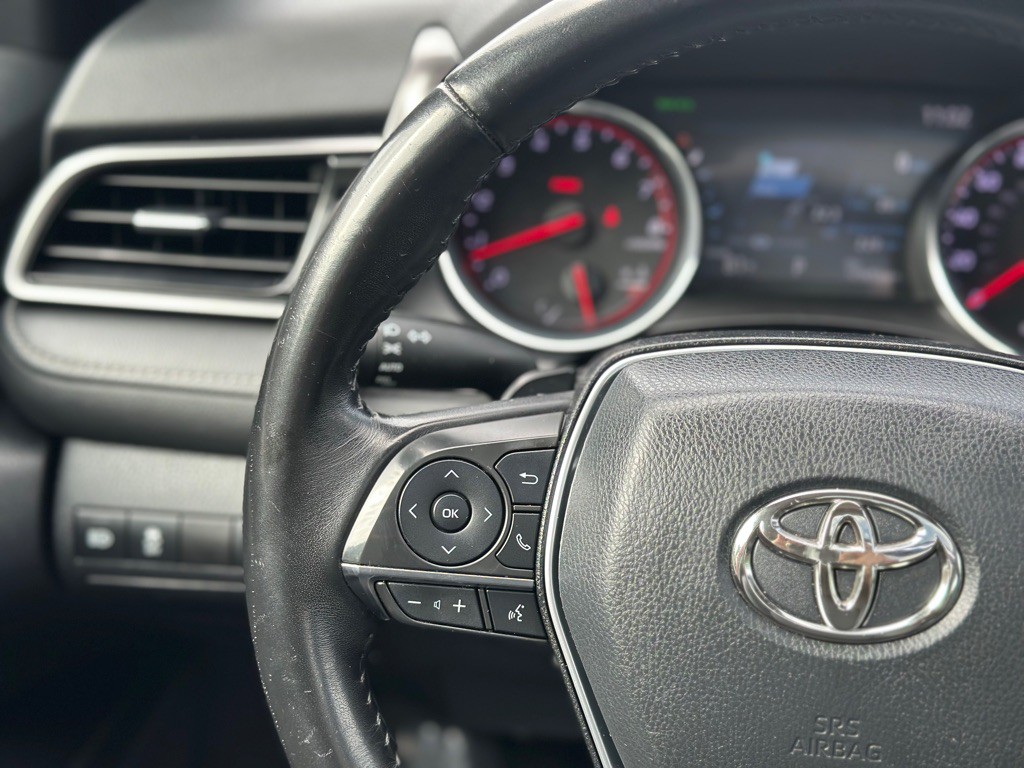 2019 Toyota Camry Image 26