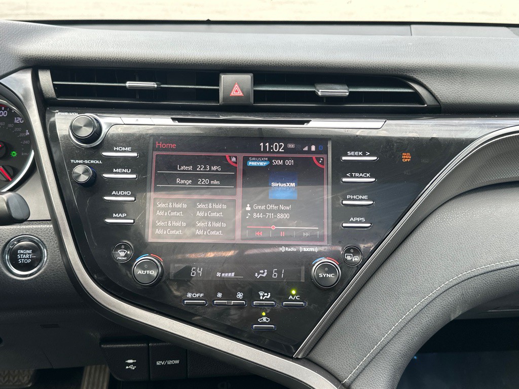 2019 Toyota Camry Image 27