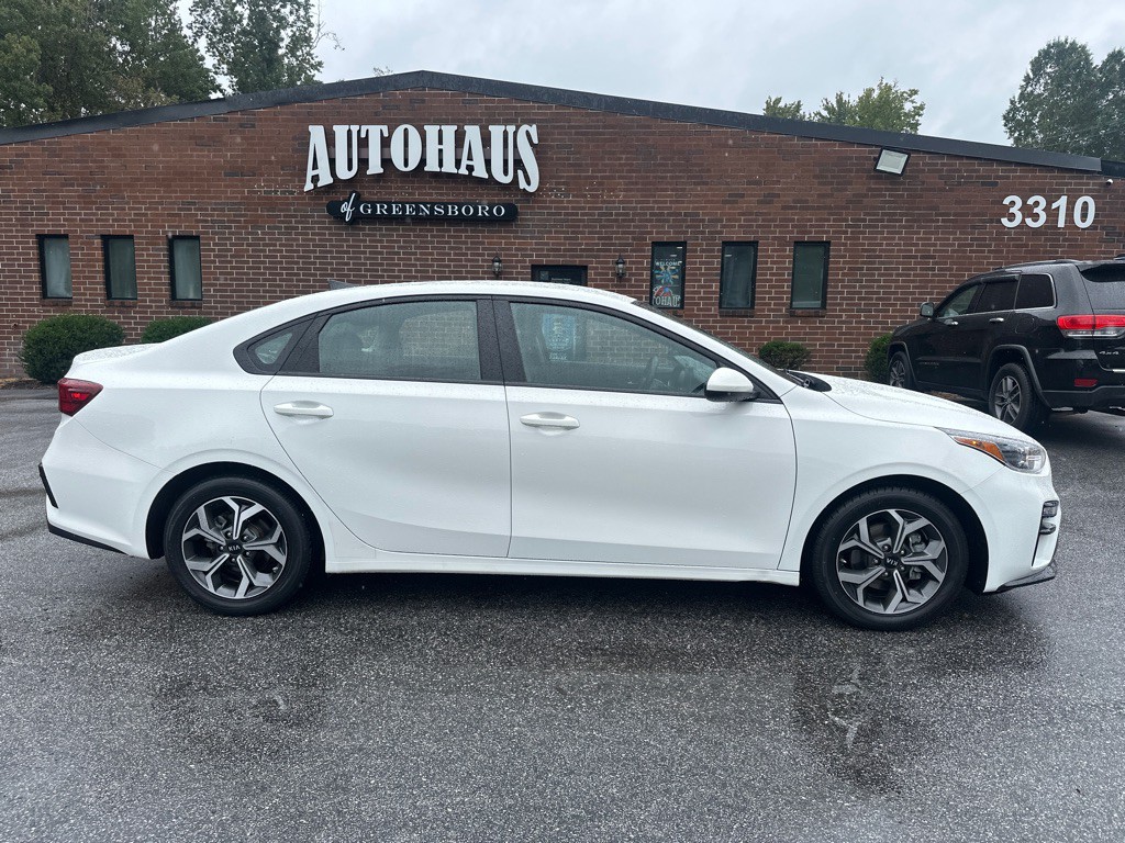 2021 Kia Forte Image 8