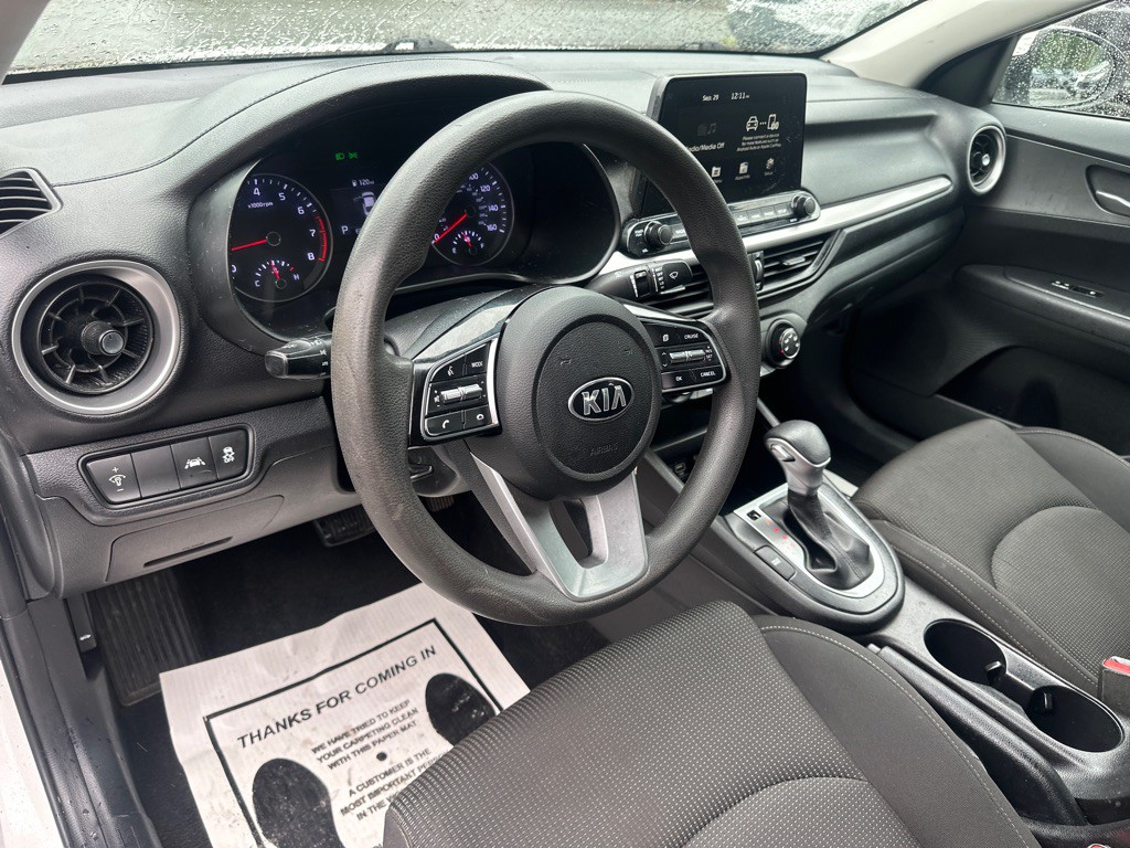 2021 Kia Forte Image 11