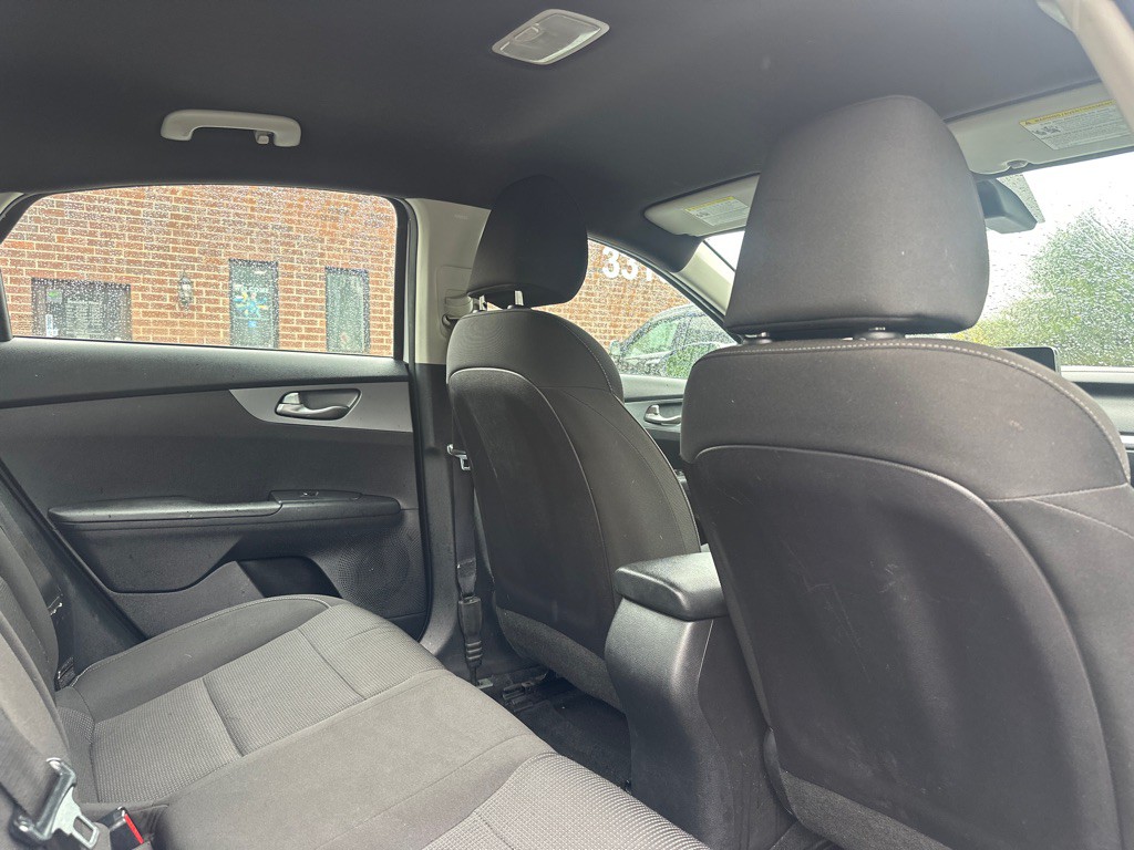 2021 Kia Forte Image 17