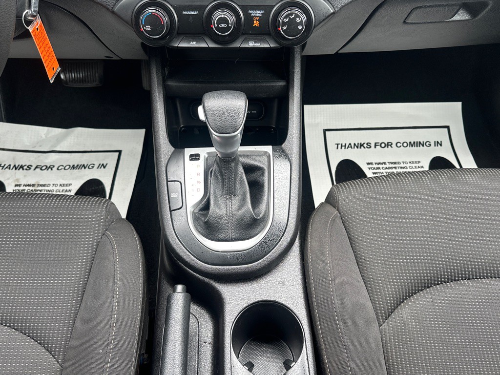 2021 Kia Forte Image 28