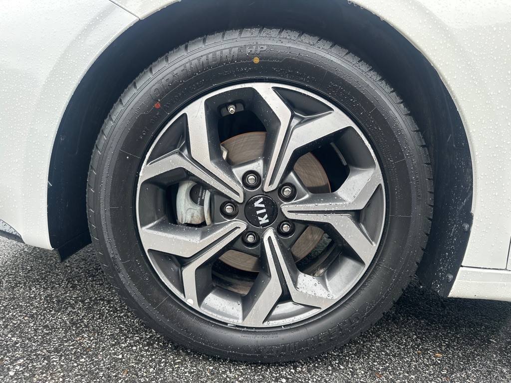 2021 Kia Forte Image 34