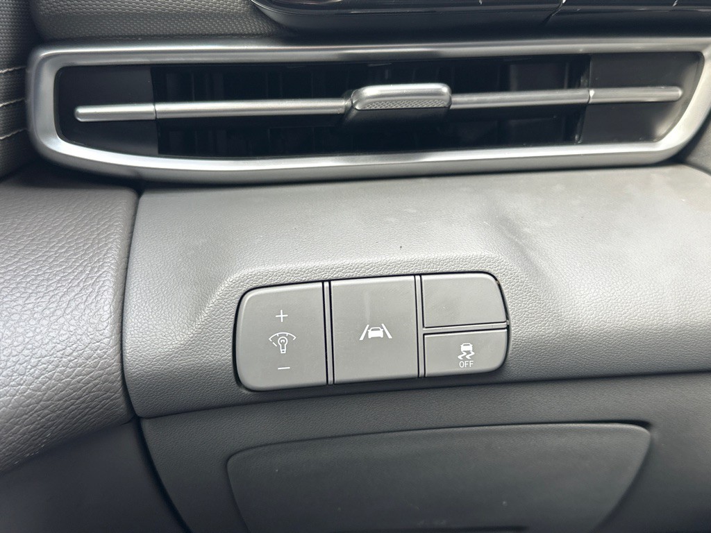 2022 Hyundai Elantra Image 29