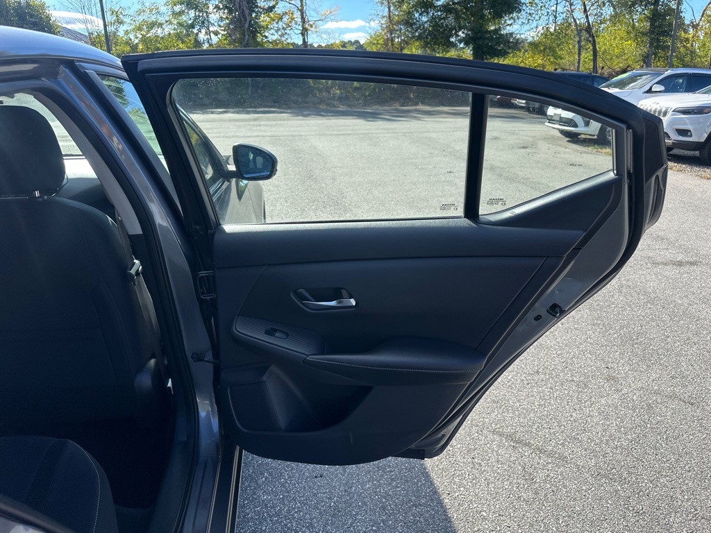 2020 Nissan Sentra Image 19
