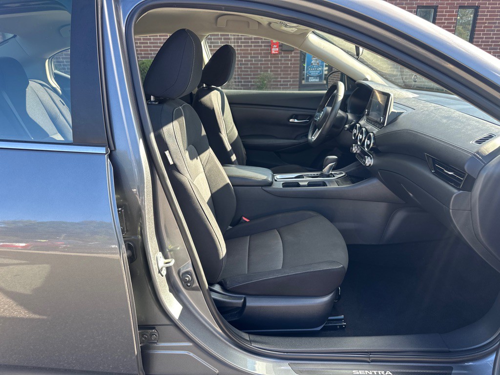 2020 Nissan Sentra Image 26