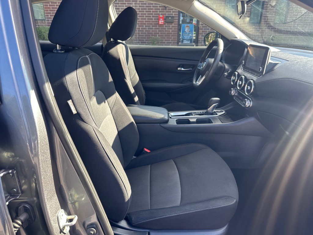 2020 Nissan Sentra Image 27