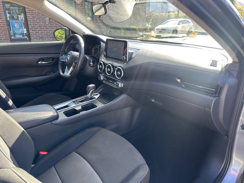 2020 Nissan Sentra Image 28