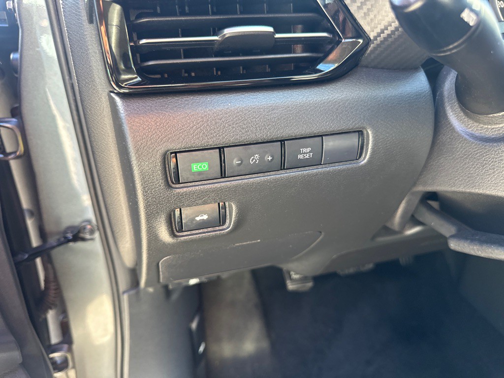 2020 Nissan Sentra Image 38