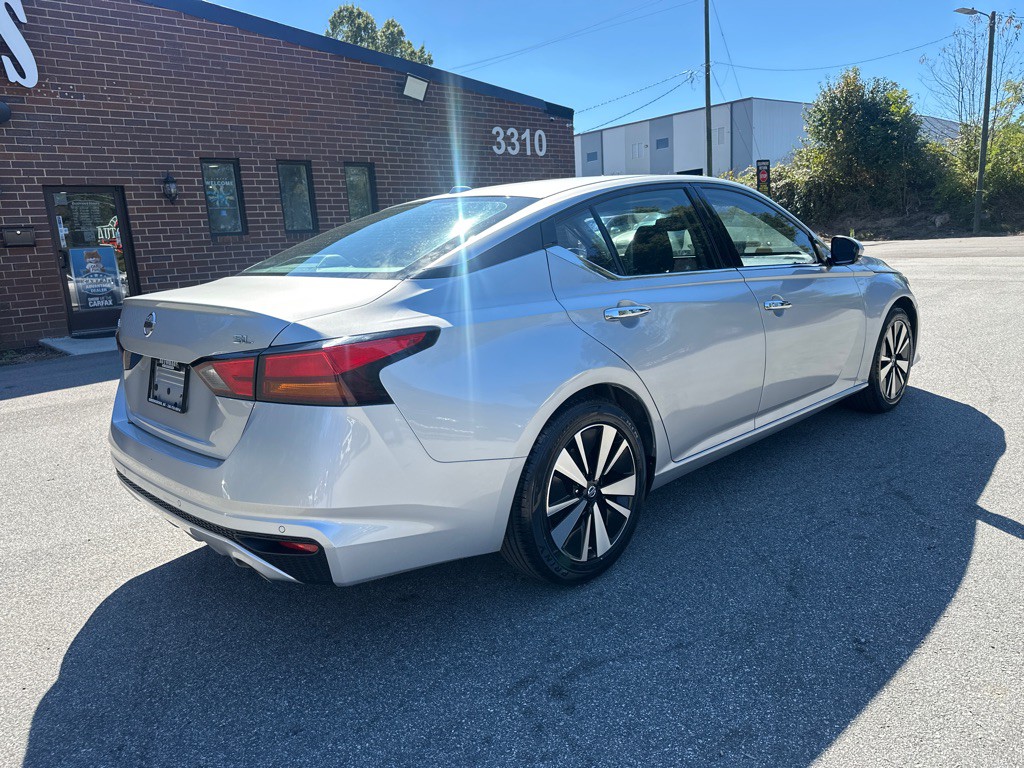 2019 Nissan Altima Image 7