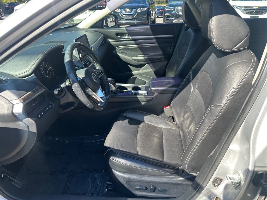2019 Nissan Altima Image 11