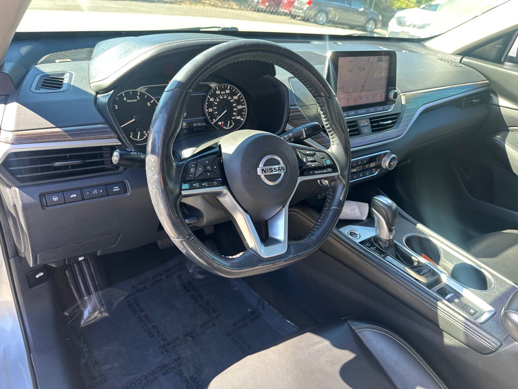 2019 Nissan Altima Image 12