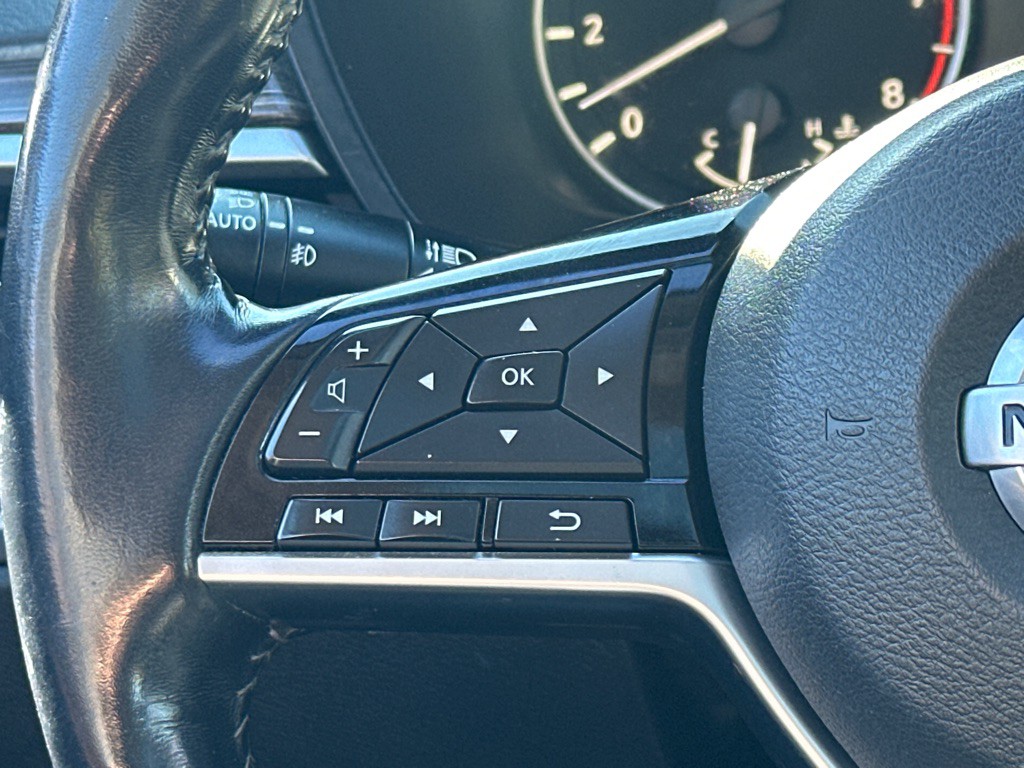 2019 Nissan Altima Image 25
