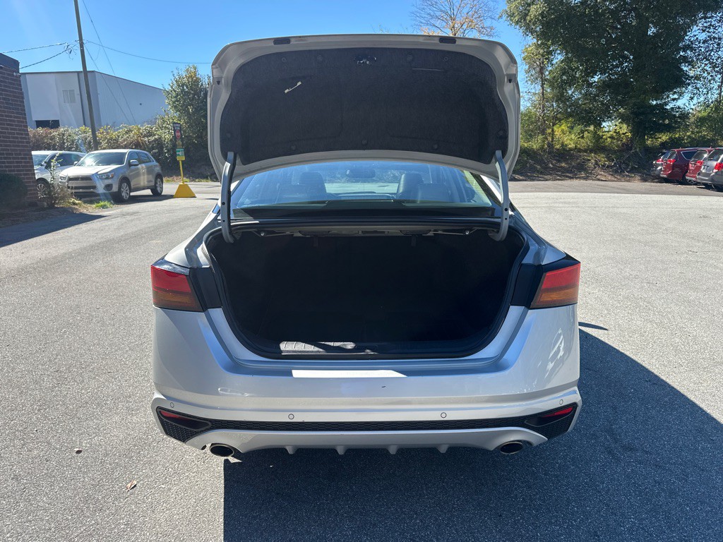 2019 Nissan Altima Image 37