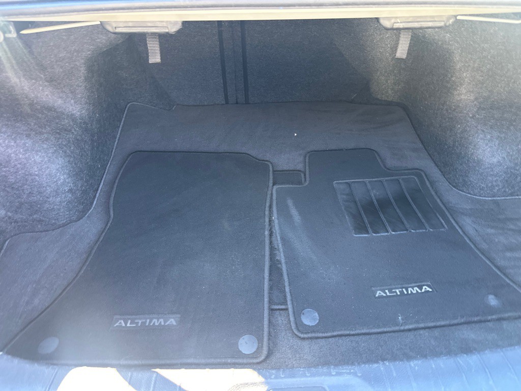 2019 Nissan Altima Image 38