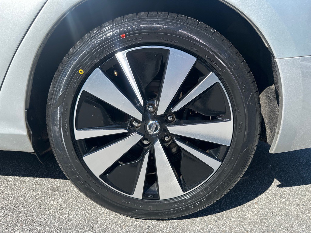 2019 Nissan Altima Image 45