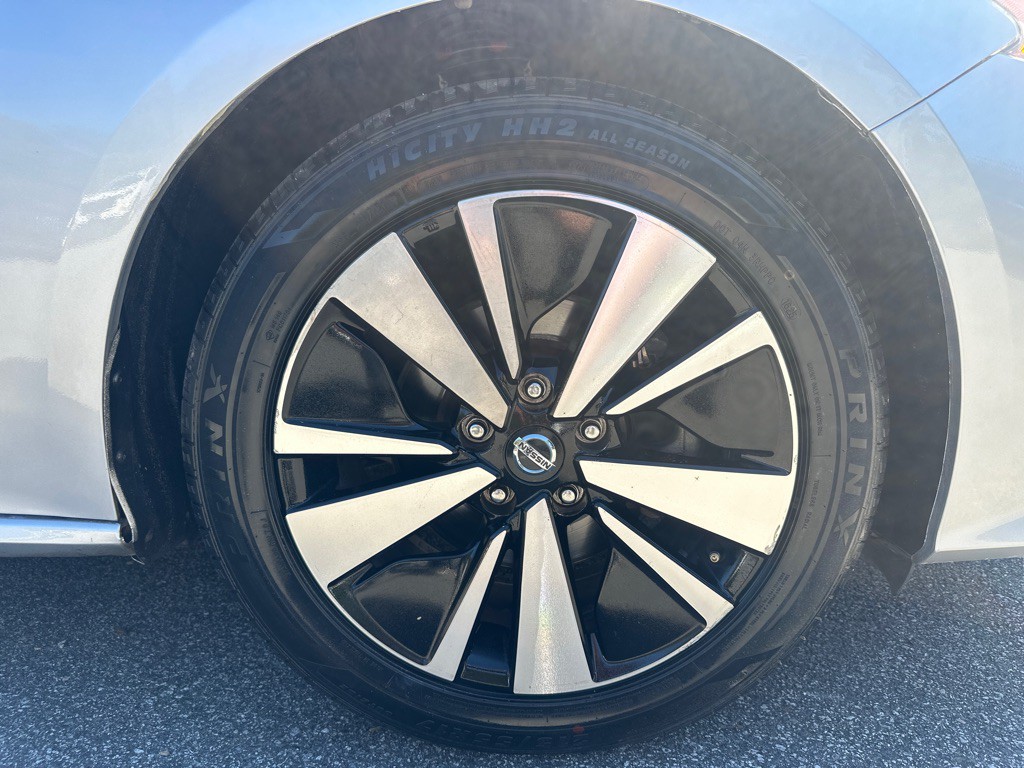 2019 Nissan Altima Image 47