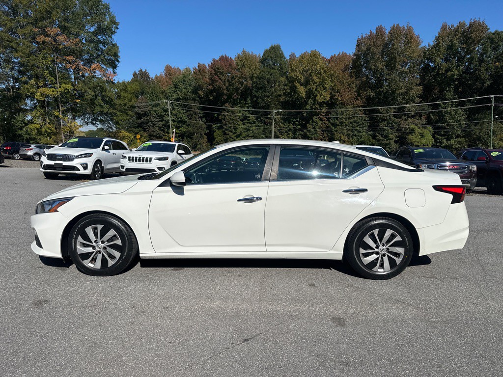 2020 Nissan Altima Image 4