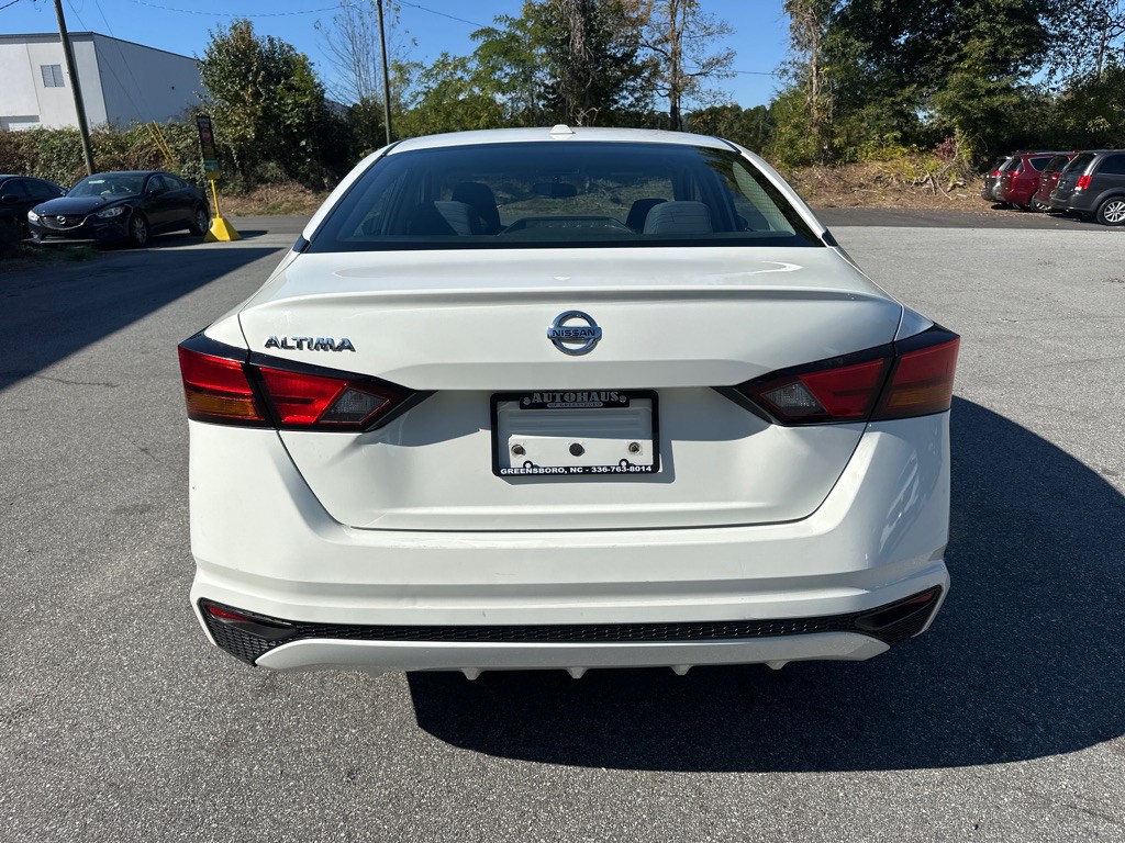 2020 Nissan Altima Image 6