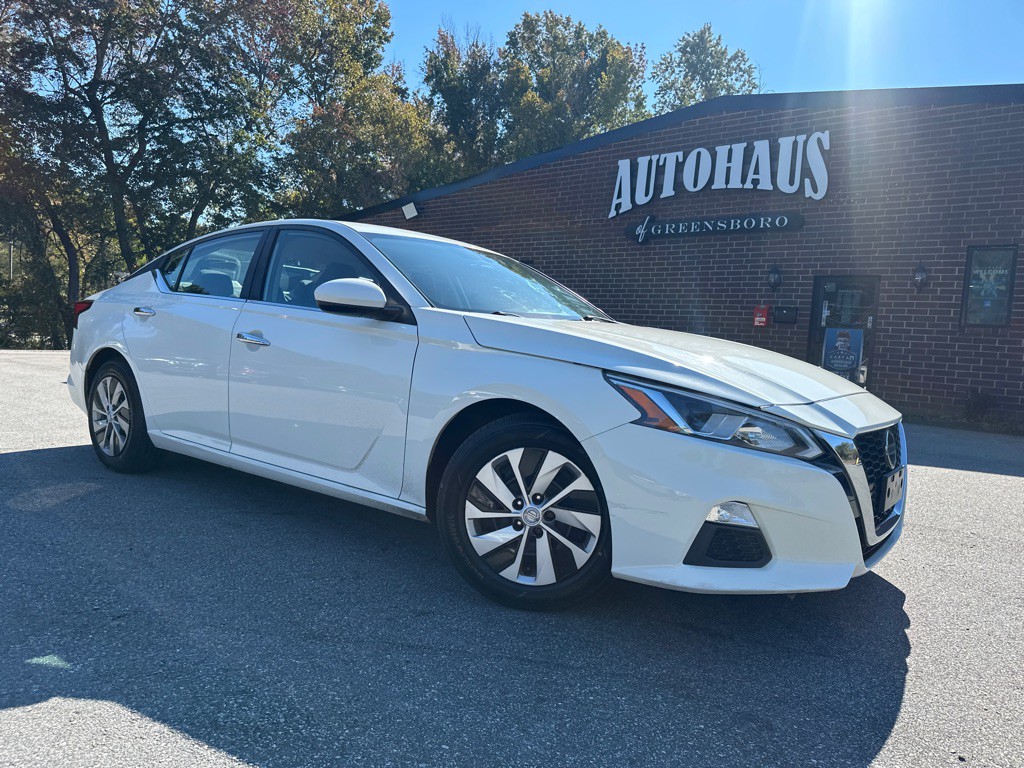 2020 Nissan Altima Image 34