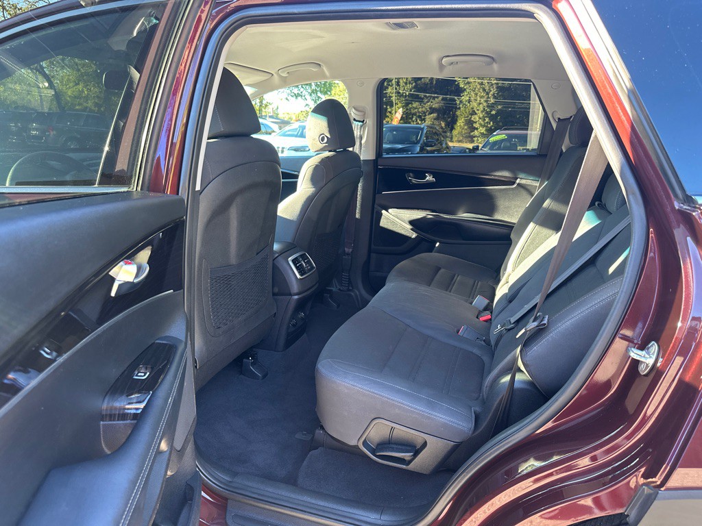 2019 Kia Sorento Image 10