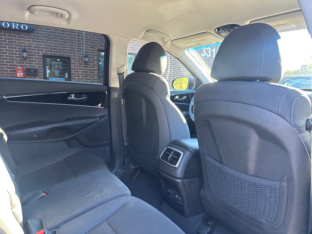 2019 Kia Sorento Image 14