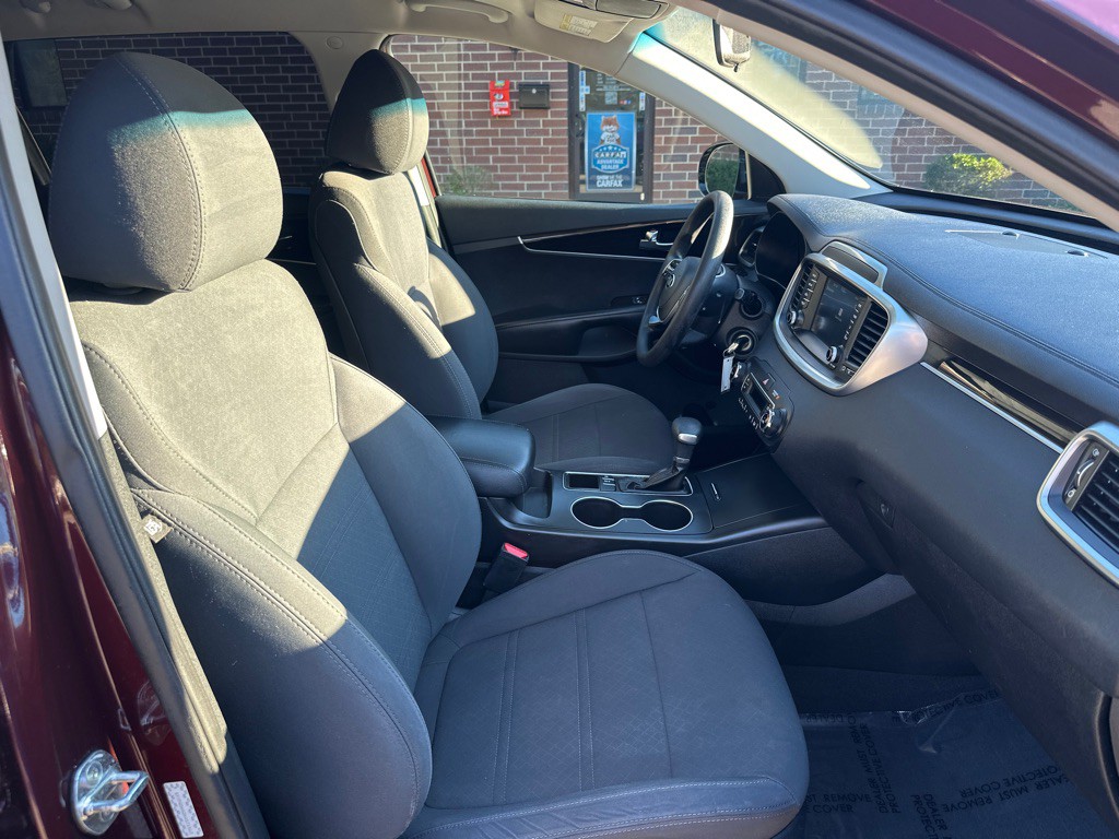 2019 Kia Sorento Image 16