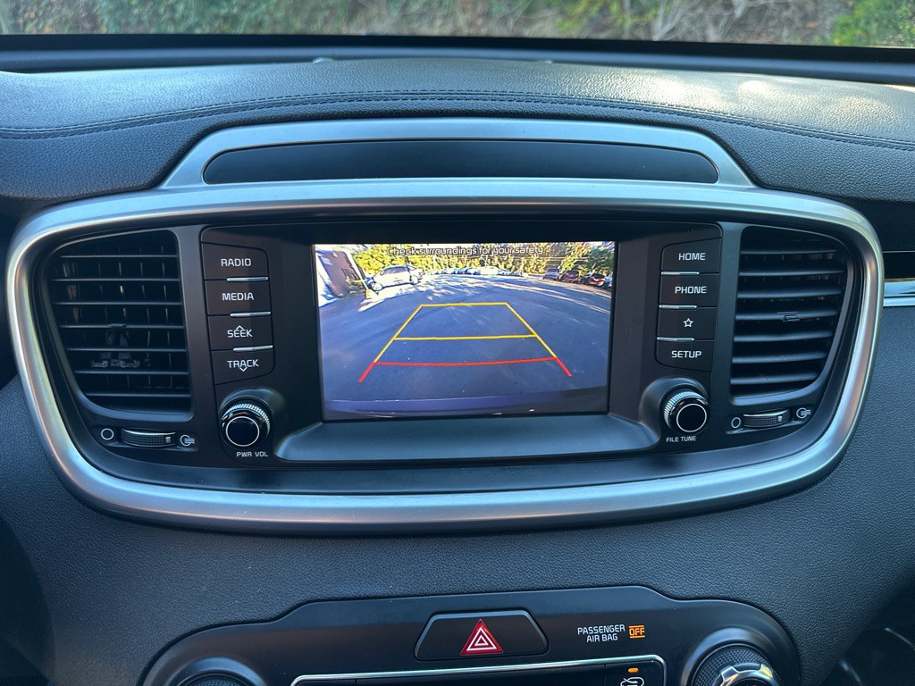 2019 Kia Sorento Image 24