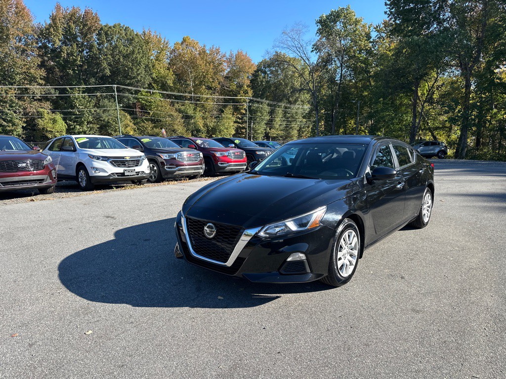 2019 Nissan Altima Image 3