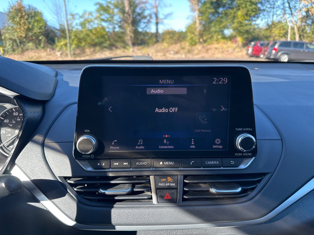 2019 Nissan Altima Image 34