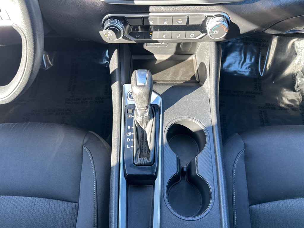 2019 Nissan Altima Image 35